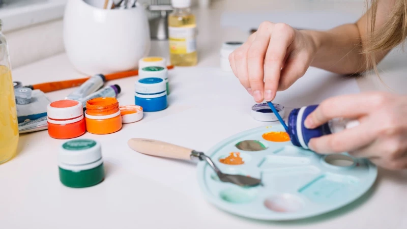 نکات نگهداری رنگهای گواش کودک